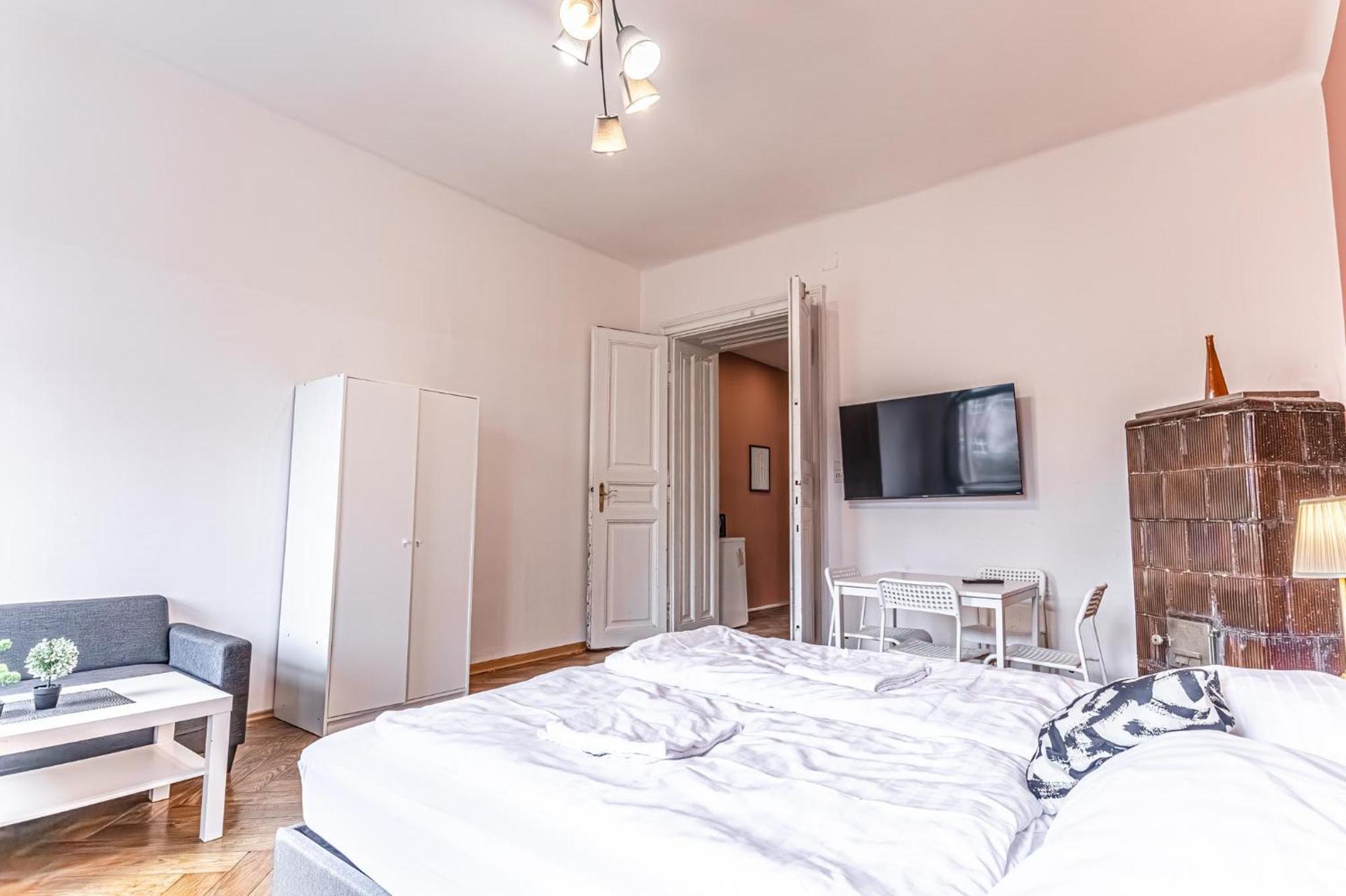 Lovely 1Br Apt. Near Akh Hospital 비엔나 외부 사진