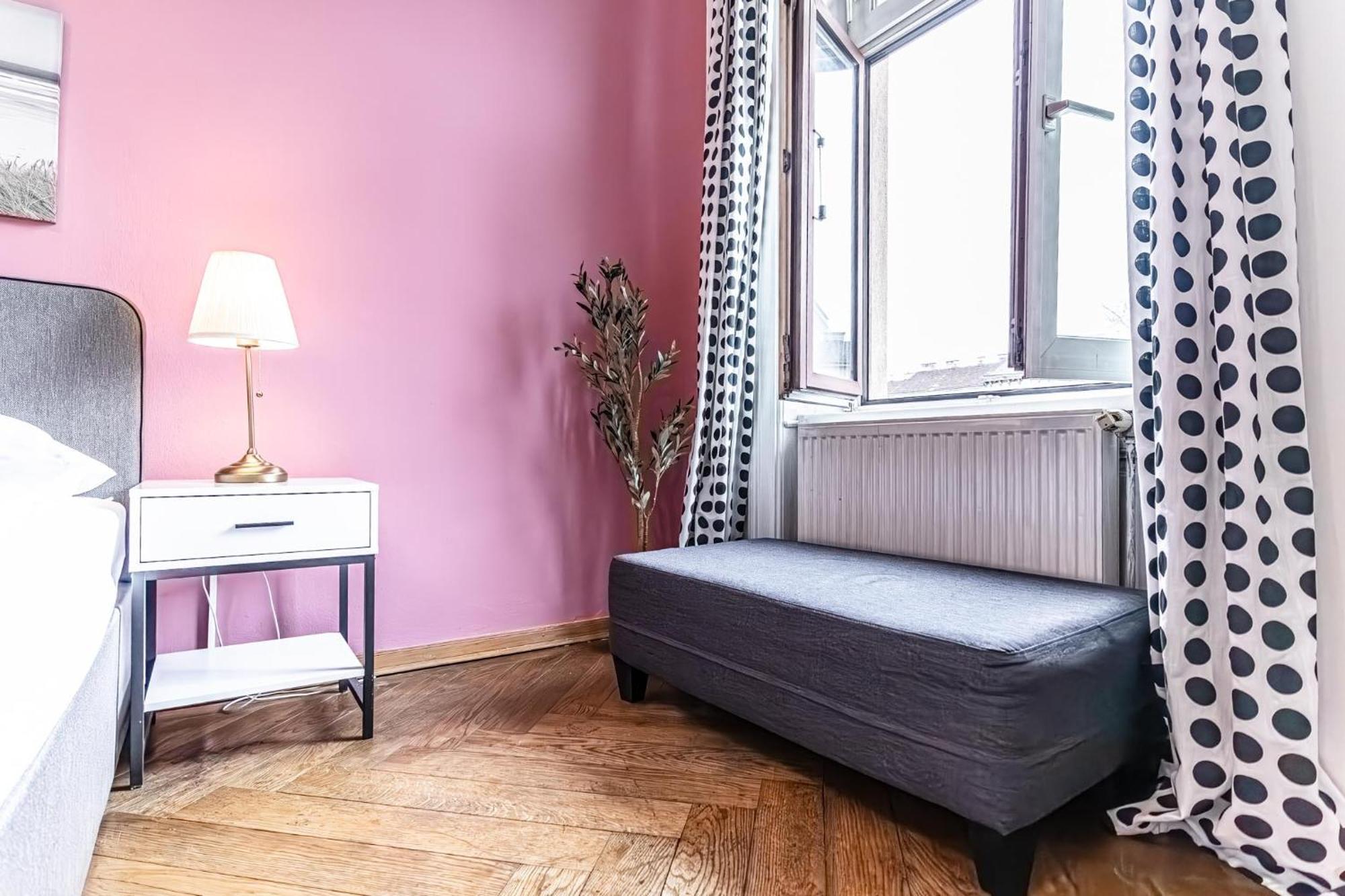 Lovely 1Br Apt. Near Akh Hospital 비엔나 외부 사진